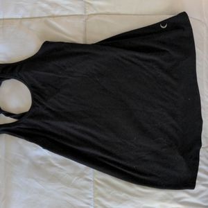 black size large zyia twist tank